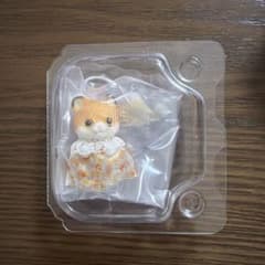 ハムスターの小さい赤ちゃんのサムネイル