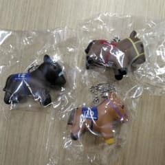 マスコットフィギュア　３個セットのサムネイル