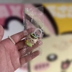 ちいかわ映画 めじるしアクセサリーくりまんじゅうのサムネイル
