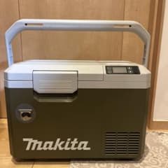 【中古　良品】マキタ保冷温庫CW003G シガーソケット　ACアダプター 中古 良品】マキタ保冷温庫CW003G シガーソケット ACアダプター - メルカリ