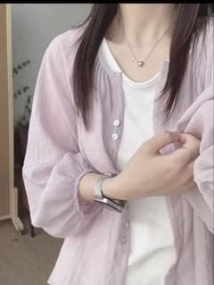 シフォンシャツ ルーズフィット ピンク　カーディガン　ブラウスのサムネイル