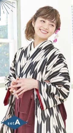 袴　卒業式　袴4点セットのサムネイル