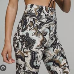 Lululemon Base Pace High-Rise Tightのサムネイル