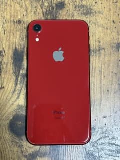Apple iPhone XR (赤) 本体のみのサムネイル