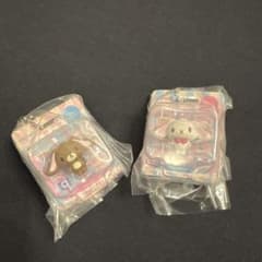 サンリオパッケージミニチュアコレクション　しろうさ・くろうさ2個セットのサムネイル