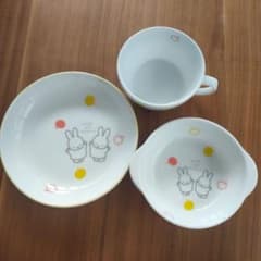 ミッフィー　3点食器セットのサムネイル