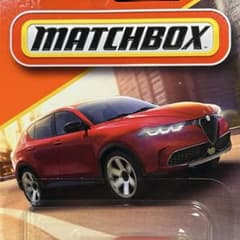 ☆マッチボックス 2025・2023 アルファロメオ トナーレ レッド
