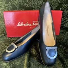Salvatore Ferragamo ネイビー　FRULLY 7Cのサムネイル