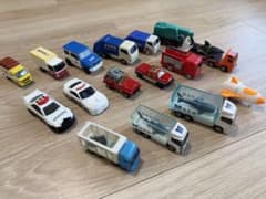 トミカ まとめ売り 34台セット ミニカー トミカ ミニカー まとめ売り 16台セット - メルカリ