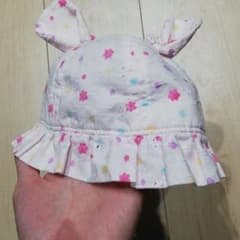 ベビー帽子のサムネイル