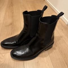 ブラックレザーブーツ　ZARAのサムネイル