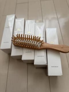 キャピトル東急ホテル　ヘアーブラシのサムネイル