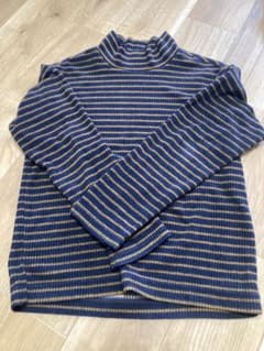 UNIQLO キッズ ボーダー ハイネック 長袖カットソー 130のサムネイル
