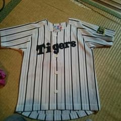 阪神タイガース服！のサムネイル