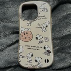 【お値下げ】iPhone14Proケース スヌーピーのサムネイル