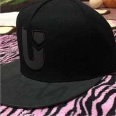 UVERworld キャップ95様専用♡のサムネイル