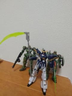 건프라 1/144HG 건담 리오 세트 완성품 동시 구입 300엔 할인
