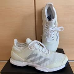 NIKE ナイキ テニスシューズ　25cmのサムネイル