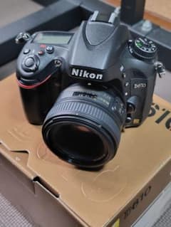 「美品」Nikon D610 一眼レフカメラ　フルサイズ　撮影枚数5000枚以下のサムネイル