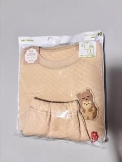 UNIQLO ユニクロ ベビー キルトパジャマ 長袖 90 ベージュのサムネイル