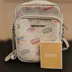 現在公式販売なし　MICHAEL KORS ダイナー柄 ショルダーバッグのサムネイル