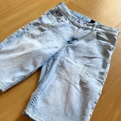 【YoChi様専用】H＆M  デニム ハーフパンツ   ジーンズ  12～13Ｙのサムネイル