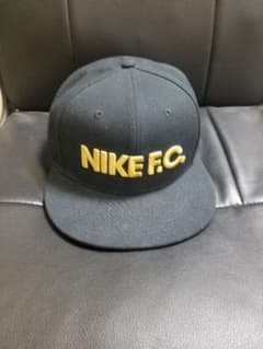 NIKE ナイキ キャップのサムネイル