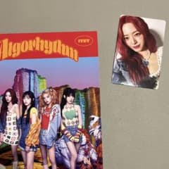 ITZY Algorhythm 初回限定盤 トレカ ユナのサムネイル