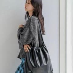 LOWRYS FARM ショルダーバッグ　ローリーズファームのサムネイル