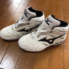 ☆新品未使用☆ MIZUNO スニーカーのサムネイル