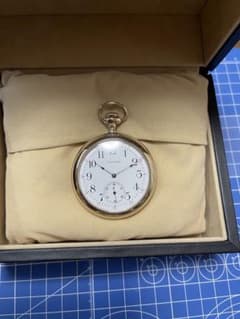 WALTHAM 懐中時計 ホワイト文字盤 金張彫刻ケース 動作品 - メルカリ