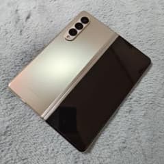 【美品】Galaxy Z Fold 3 256GB シルバー韓国版  Fold3のサムネイル