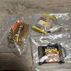 ミニチュアフード　ガチャ　パンのサムネイル