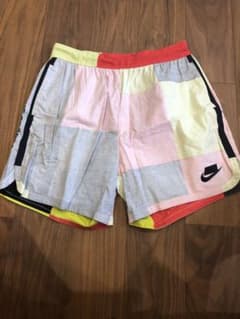NIKE ナイキ　ハーフパンツ　XLのサムネイル