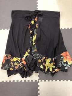 水着 パレオのサムネイル
