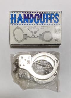 HANDCUFFS 手錠のサムネイル