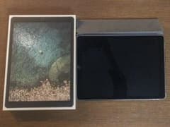 【純正カバー付】iPad Pro12.9 Wi-Fi 64GB 2017年モデルのサムネイル