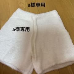 ショートパンツのサムネイル