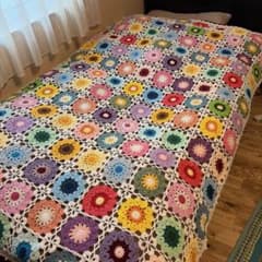ハンドメイド お花がいっぱいベットカバー マルチカバー モチーフ
