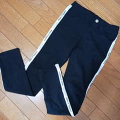ロゴ入りスリムフィットパンツ 160サイズ　150でものサムネイル