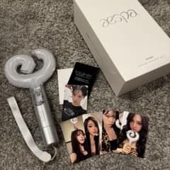 【amiさん専用】aespa ペンライト VER.2 トレカ付きのサムネイル