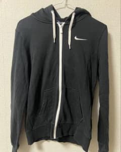 Nike Mサイズ パーカー レディース　ブラック　フーディのサムネイル