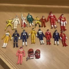 戦隊ヒーロー フィギュア 19体セット - メルカリ