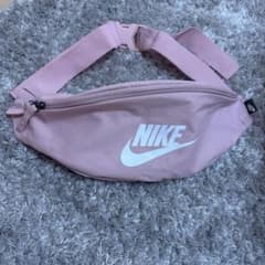 NIKE ボディバッグ ウエストポーチ ピンクのサムネイル
