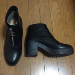 今年発売のブーツです。のサムネイル