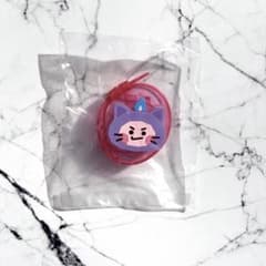 TREASURE ヒョンソク CHILLI TRUZ ライトブレスのサムネイル