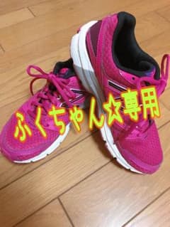 ニューバランス☆ランニングシューズ 24.0のサムネイル