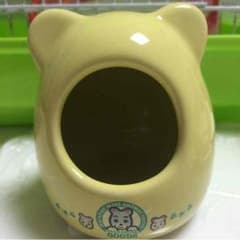 ハムスター 陶器ハウスのサムネイル