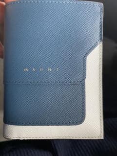 MARNIのコンパクト財布です。のサムネイル