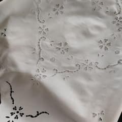 白糸カットワーク刺繍クロス - メルカリ
